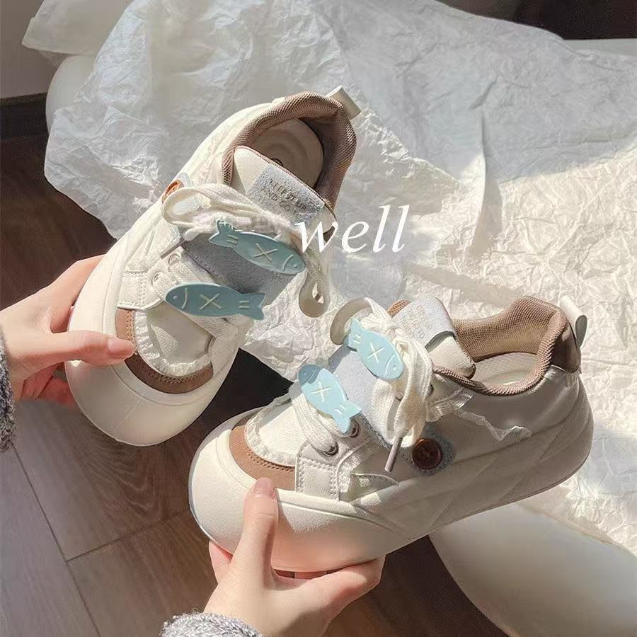 Damen Sportliche Sneaker mit verspielten Applikationen und ergonomischer Dämpfung EB