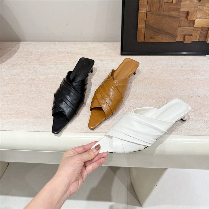 Damen elegante Mules mit geschwungenem Riemendetail EB