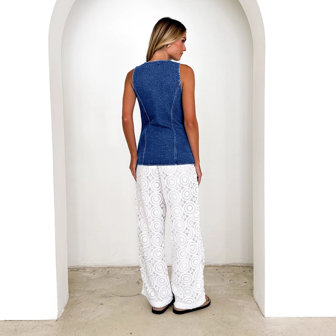 Damen Jeans-Weste im modernen Schnitt und praktischen Taschen EB