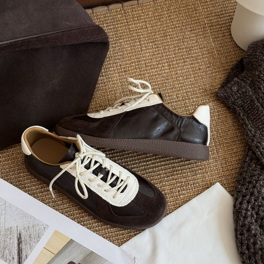 Damen Sportliche Sneakers aus hochwertigem Wildleder mit atmungsaktiven Einsätzen EB