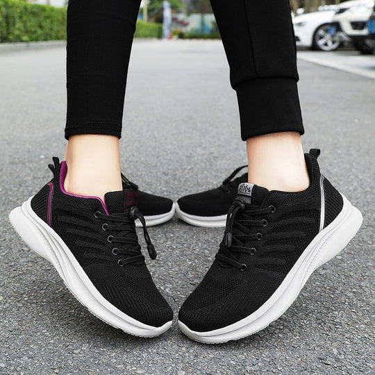 Damen Sportliche Laufschuhe mit atmungsaktiver Oberflächenstruktur und innovativem Schnellschnürsystem EB