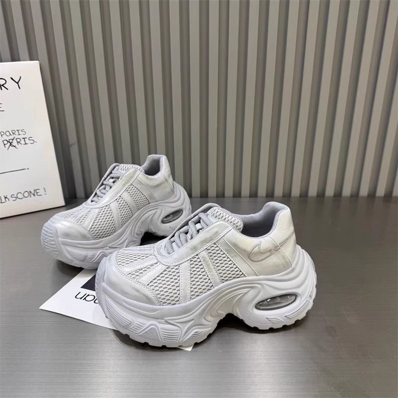 Damen Sportliche Chunky Sneakers mit atmungsaktiven Mesh-Einsätzen EB