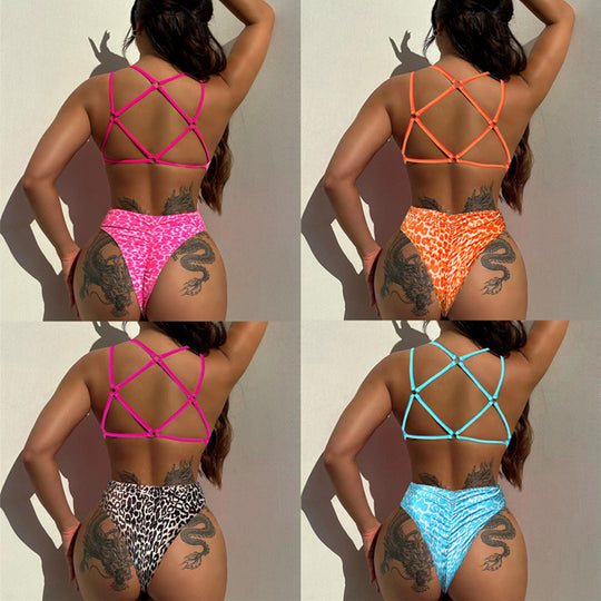 Damen Hochgeschnittener Triangel-Bikini mit auffälligen Cut-Out-Trägern EB