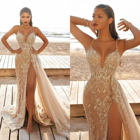 Damen Glamouröses Abendkleid mit tiefem V-Ausschnitt und funkelnden Verzierungen EB