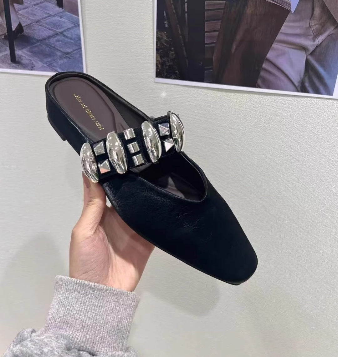 Damen elegante Slipper mit dekorativem Schmuckdetail EB