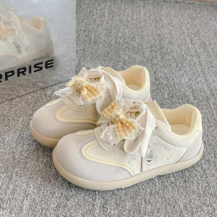 Damen Verspielte Sneakers mit Rüschendetail und bequemer Dämpfung EB