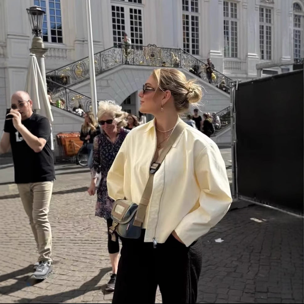 Damen Trendige Bikerjacke aus hochwertigem Material EB