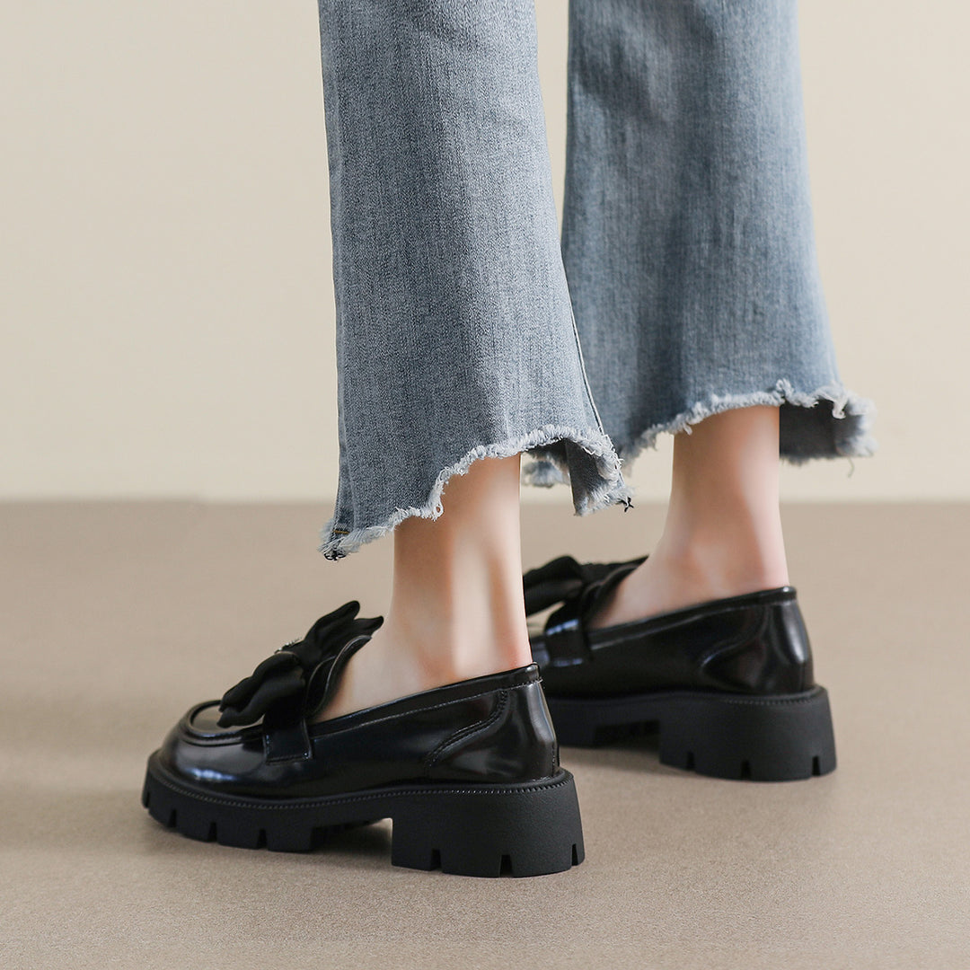 Damen Mokassin-Schuhe mit eleganter Schleifenapplikation und robustem Plateau EB