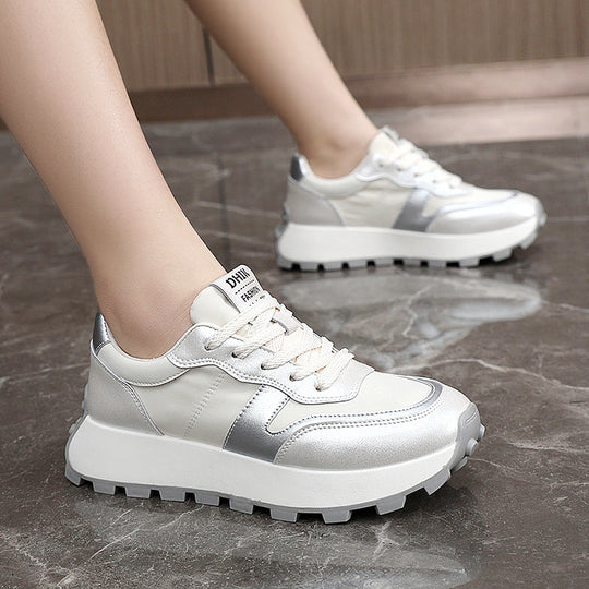 Damen Sportliche Lauf-Sneaker mit gepolstertem Innenfutter und modernem Profil EB