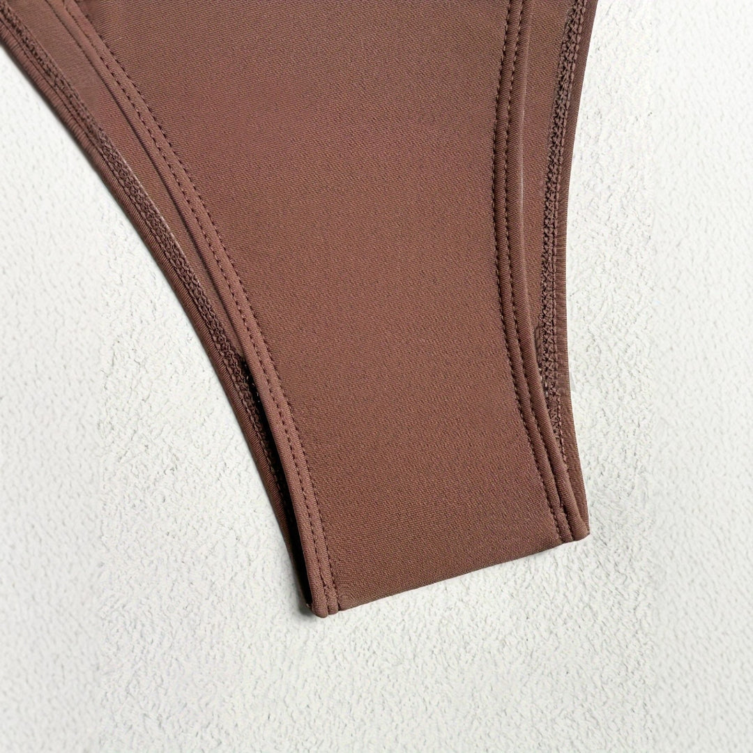 Damen Bandeau-Bikini mit innovativem Knotendesign EB