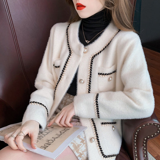 Damen modische Strickjacke mit eleganten Kontrastnähten und Knopfdetails EB