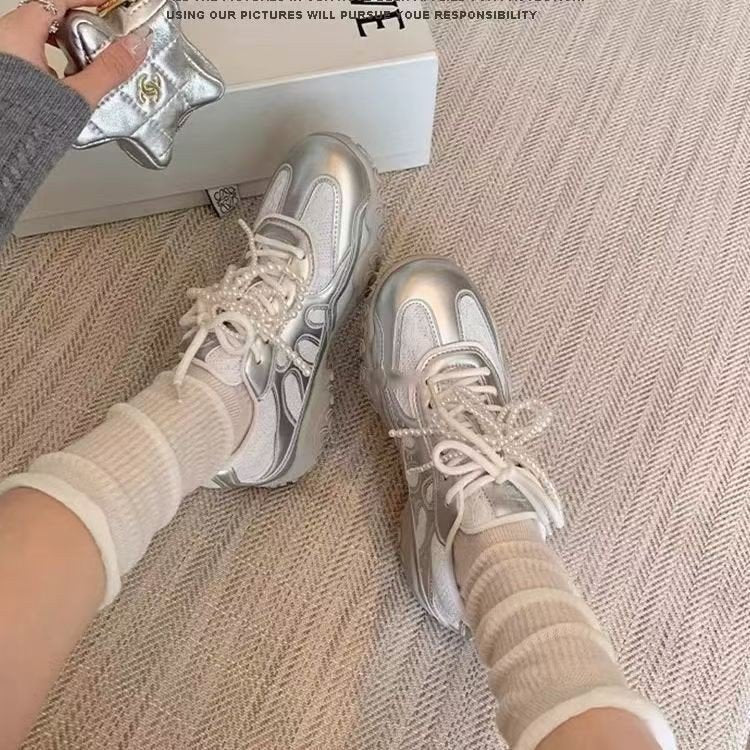 Damen Sportliche Sneaker mit atmungsaktivem Obermaterial und rutschfester Sohle EB