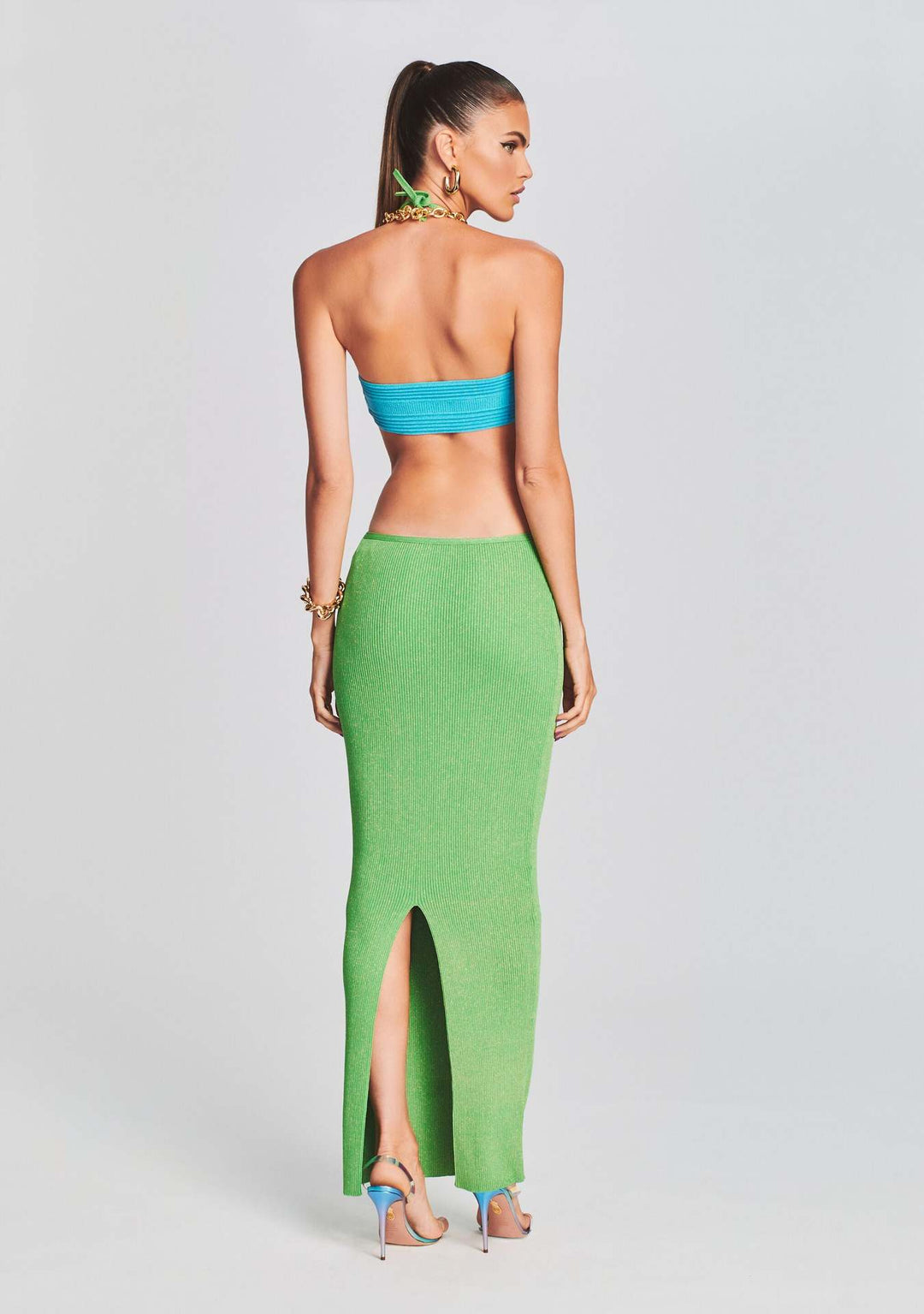 Damen Maxikleid mit kreativem Cut-Out-Design und schulterfreiem Oberteil EB