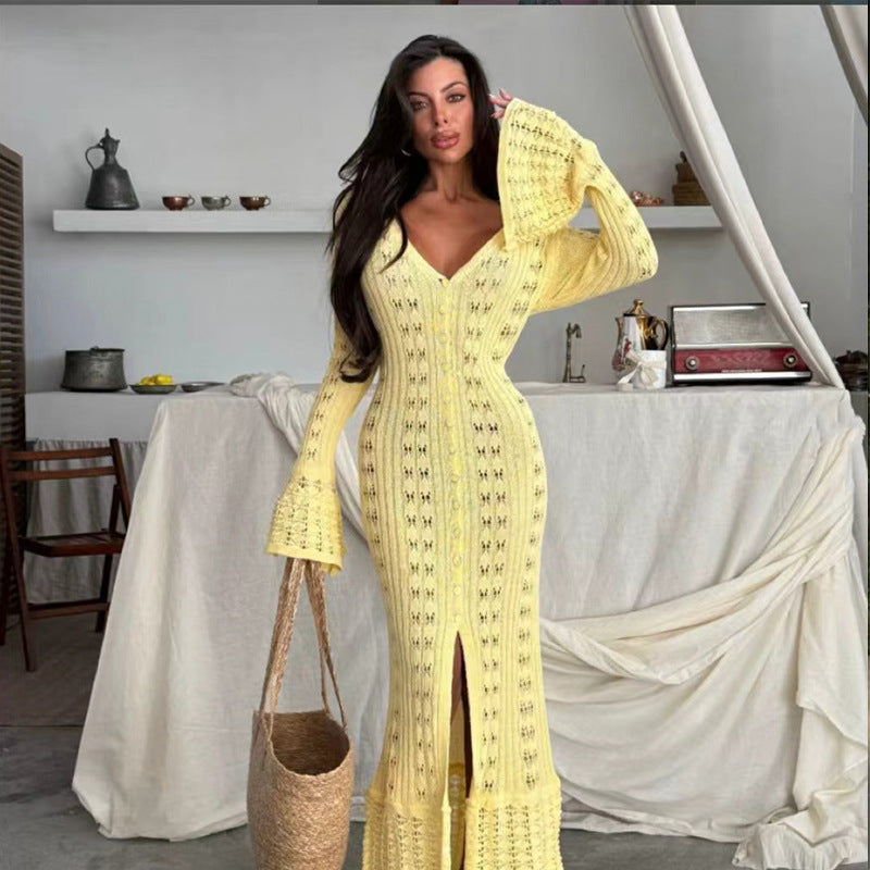 Damen Strickmaxikleid mit nostalgischem Lochmuster und elegantem V-Ausschnitt EB