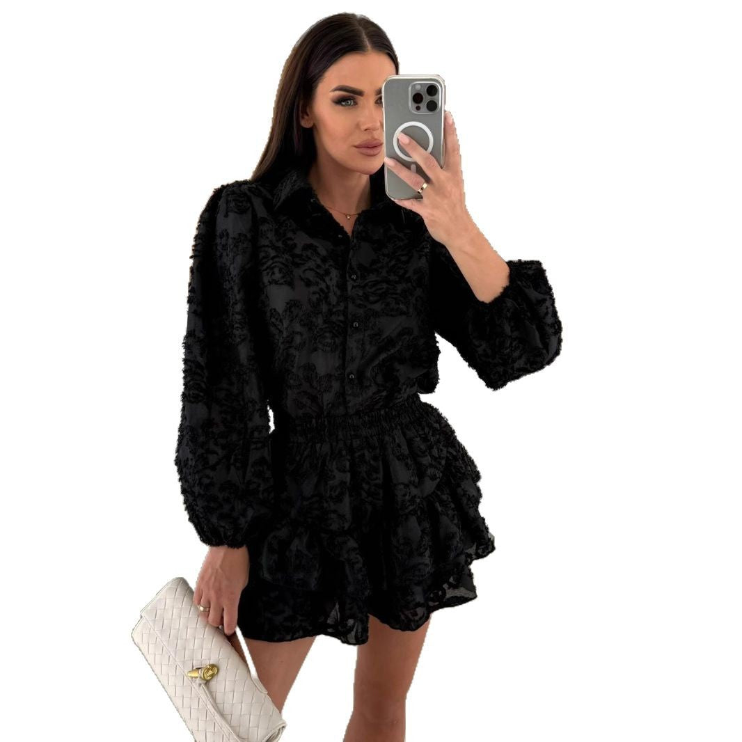 Damen Blusen-Kleid mit floraler Spitze und schwingendem Rock EB