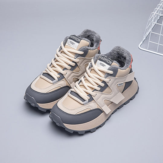 Damen Sportliche Sneakers mit kuscheligem Innenfutter und rutschfester Sohle EB