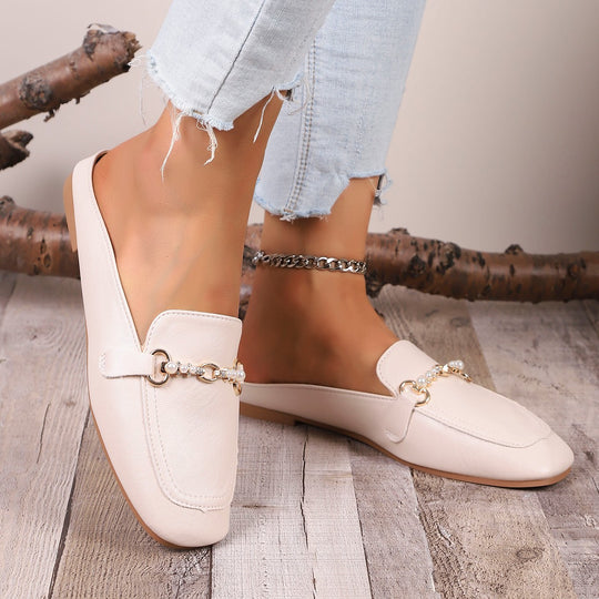 Damen Elegante Mokassins mit Perlen-Detail und modischem Kettenverschluss EB