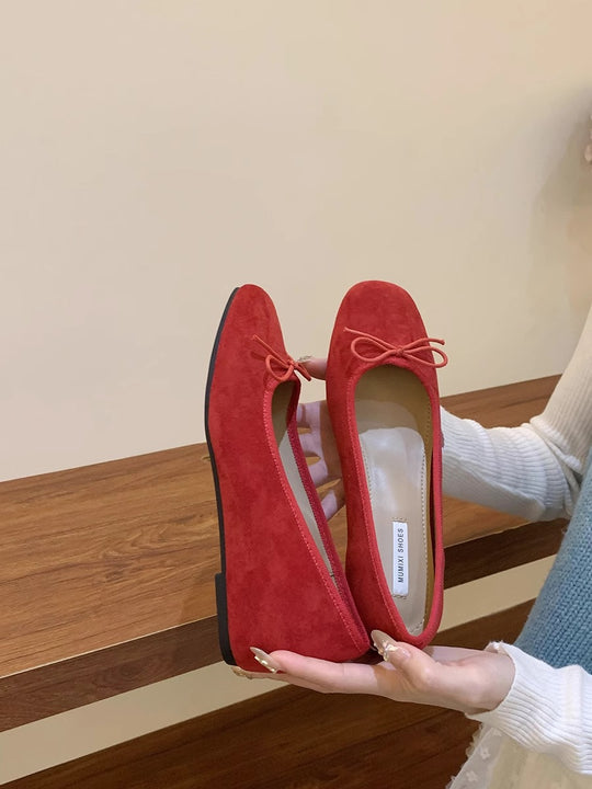 Damen Ballerinas aus hochwertigem Wildleder mit verspieltem Schleifen-Detail EB
