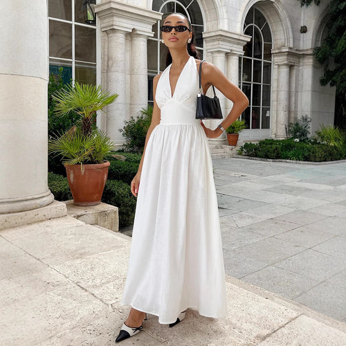 Damen Maxikleid mit tieferem V-Ausschnitt und fließendem Rock EB