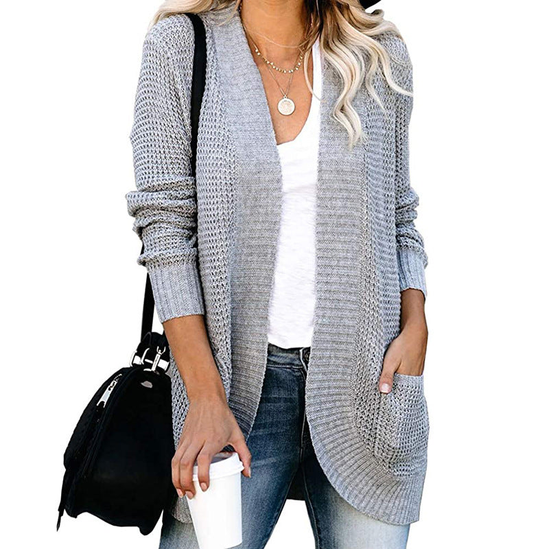 Damen Strickjacke mit tiefem V-Ausschnitt und praktischen Taschen EB