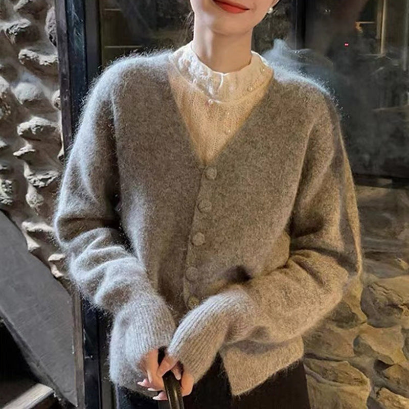 Damen Flauschiger Cardigan mit V-Ausschnitt und dekorativen Knöpfen EB