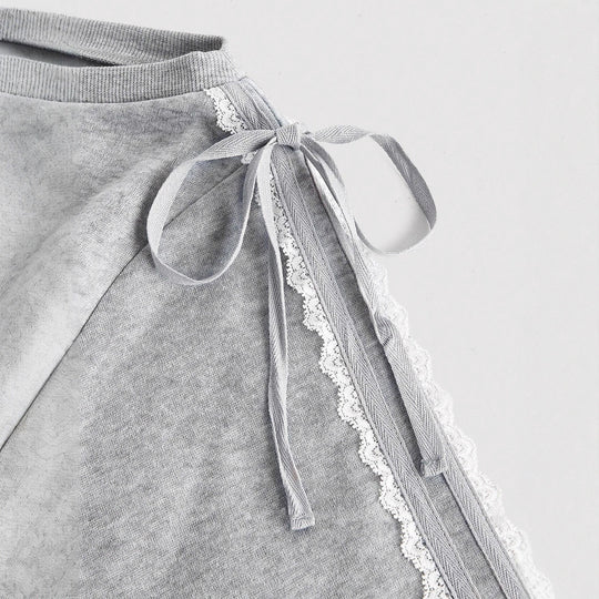 Damen Kurzgeschnittenes One-Shoulder Sweatshirt mit Ballonärmeln und Schnürdetail EB