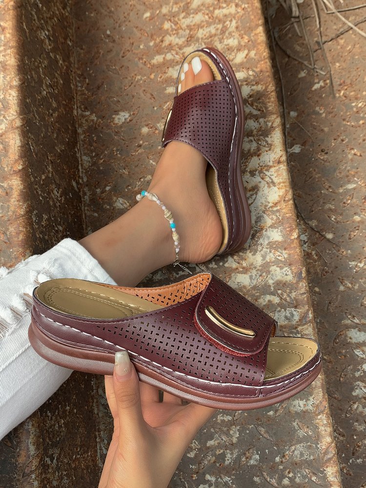 Damen Offene Clogs mit atmungsaktiver Lochstruktur und sicherem Riemendesign EB