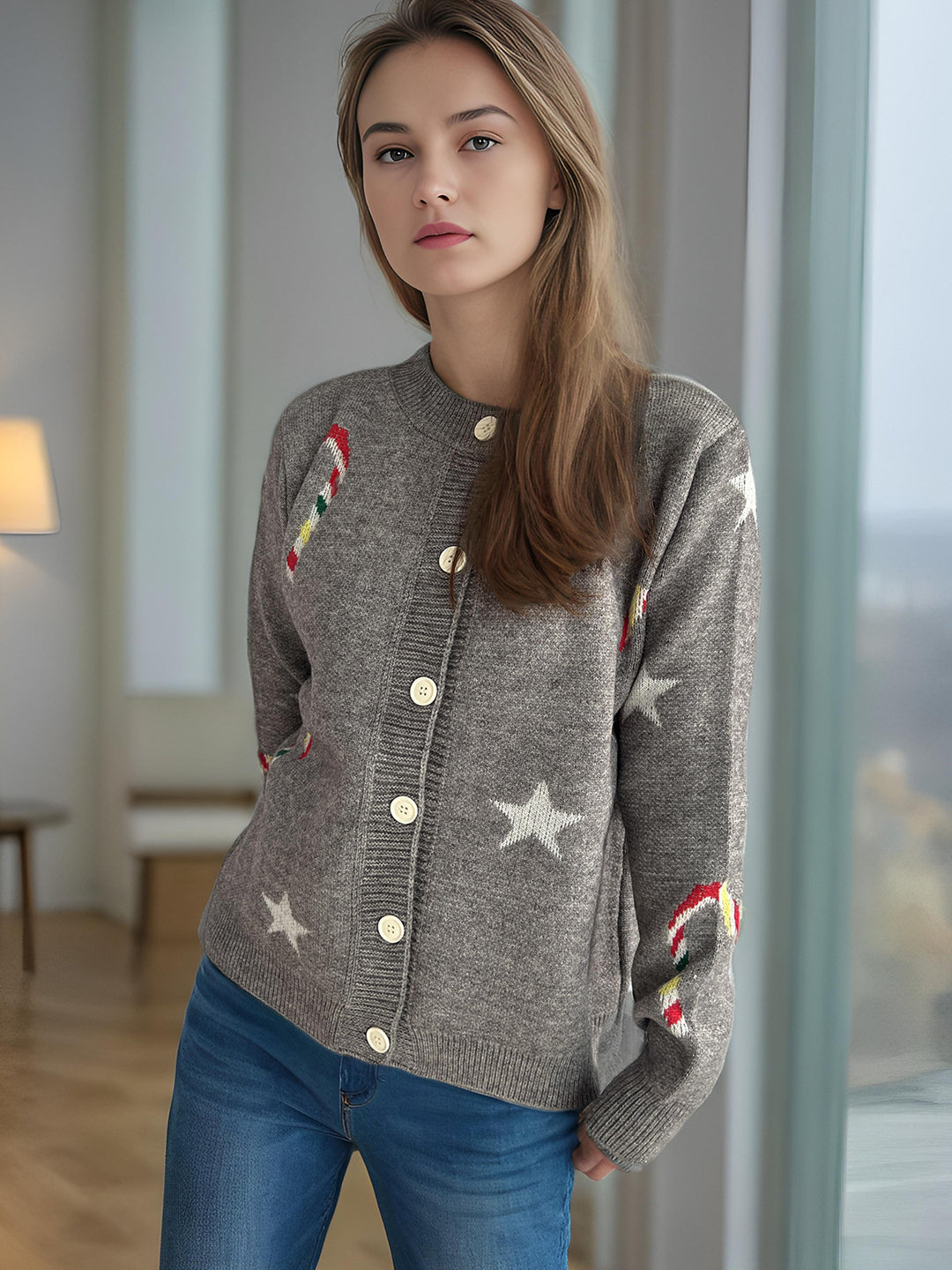 Damen Strickjacke mit festlichem Motiv und dekorativen Knöpfen EB