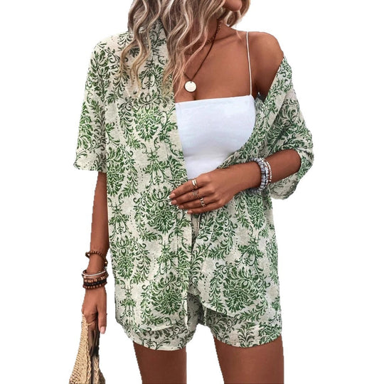 Damen lässiges Sommer-Outfit mit floralem Muster EB