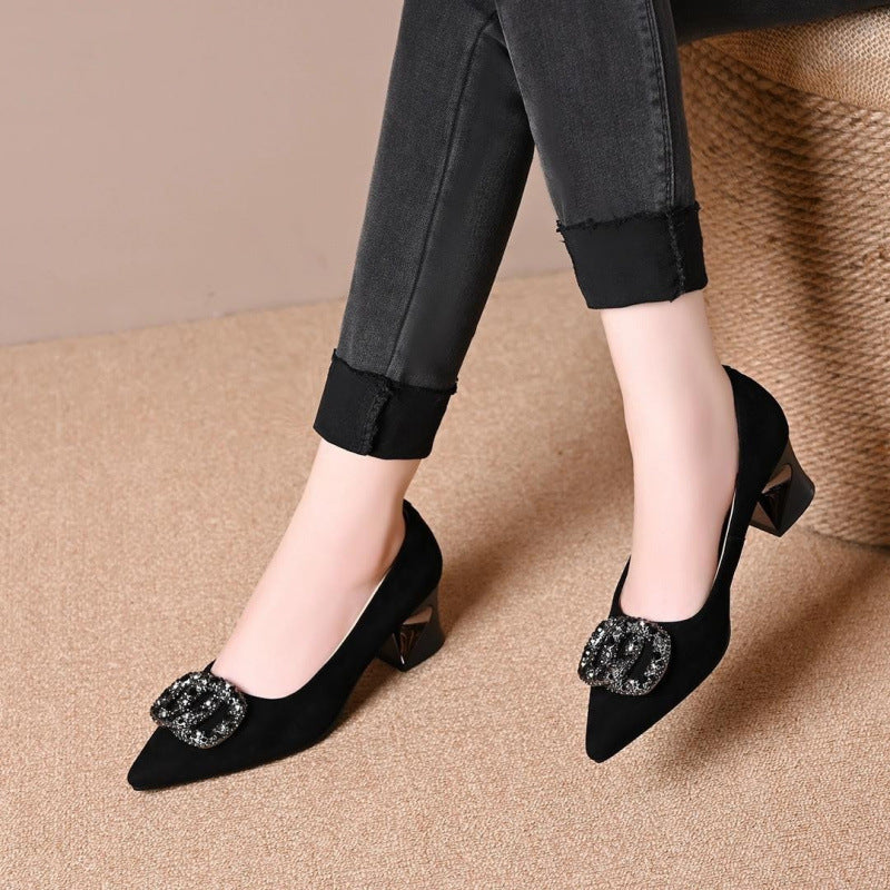 Damen Elegante Pumps mit funkelnder Schmuckapplikation EB