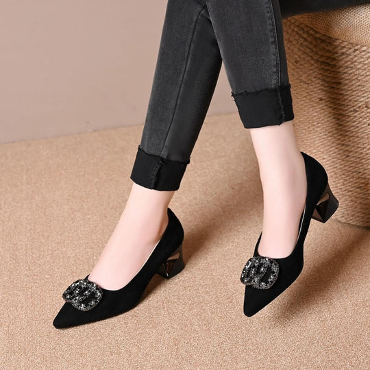 Damen Elegante Pumps mit funkelnder Schmuckapplikation EB