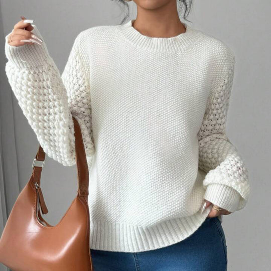 Damen modischer Pullover mit raffinierten Strickdetails EB