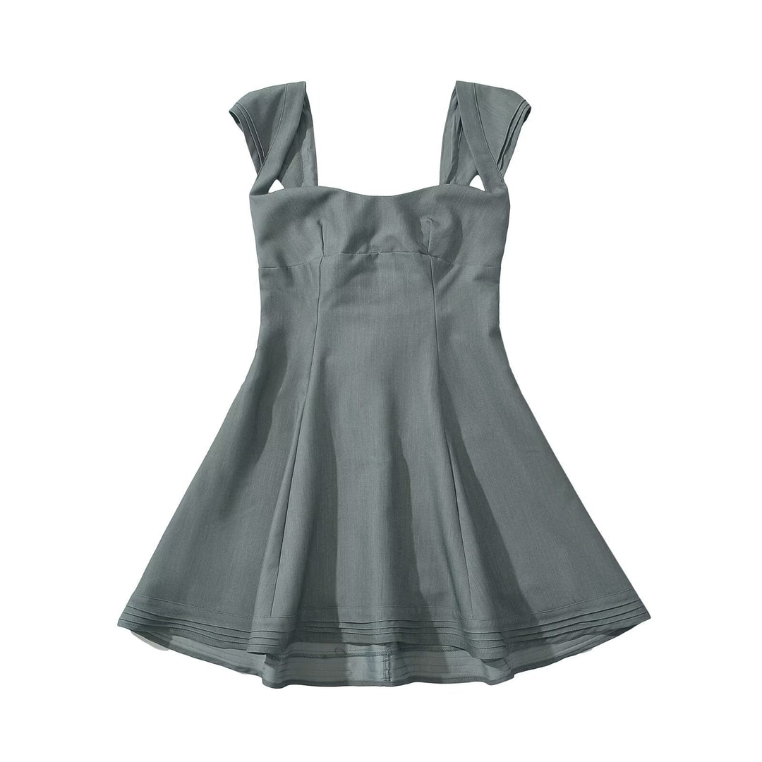 Damen Sommerkleid mit angeschnittenen Trägern und fließendem Rock EB