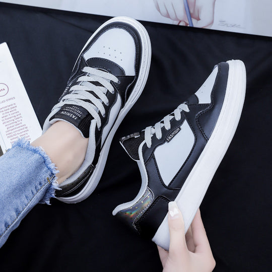 Damen Sportliche Sneakers mit atmungsaktiver Netzstruktur und dämpfender Sohle EB