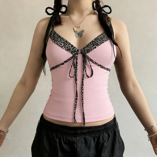 Damenverschluss-Top mit modischem Leo-Design EB