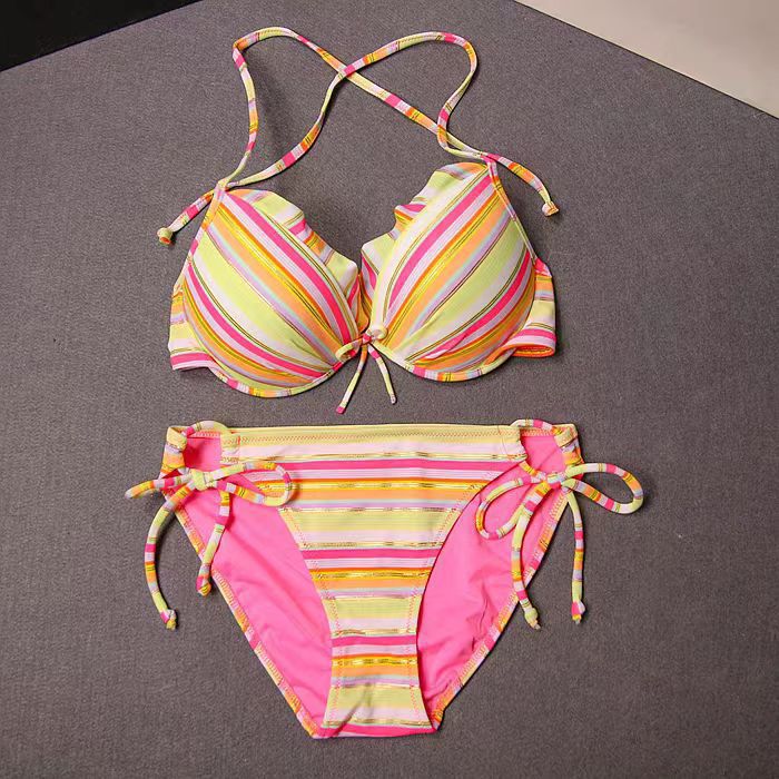 Damen Bunte Streifen-Bikini mit verspielten Rüschendetails R&B