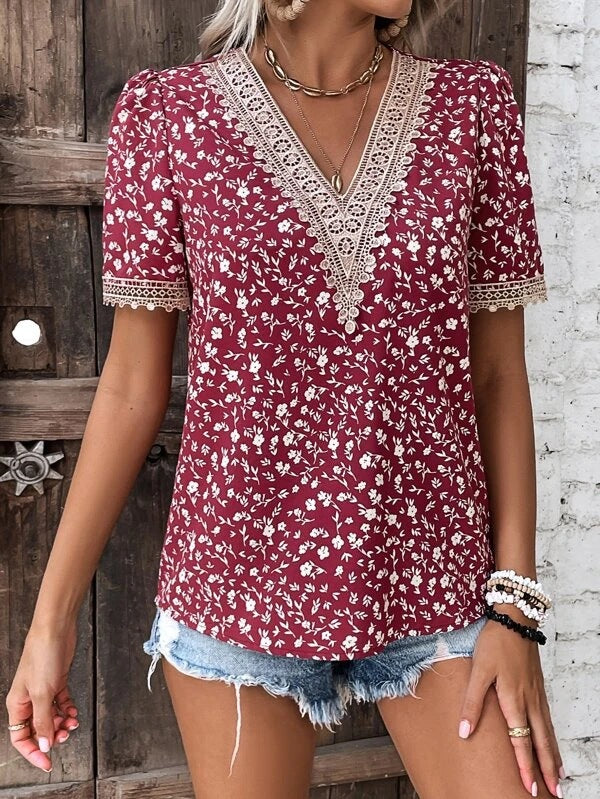 Damen Bluse mit V-Ausschnitt und feinen Spitzenakzenten EB