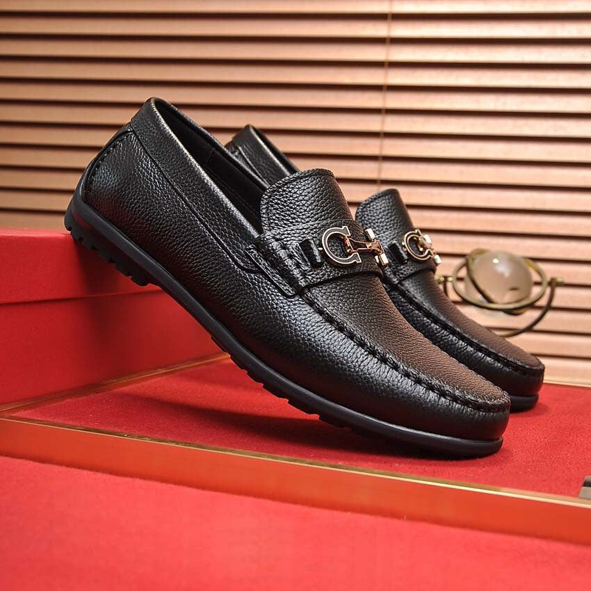 Herren Mokassins mit luxuriösem Leder und elegantem Zierdetail EB