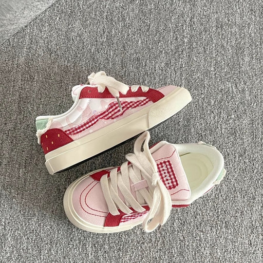 Damen Sneakers im fröhlichen Design von EB