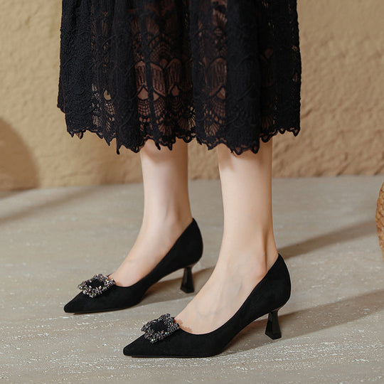 Damen elegante Pumps mit glamourösem Schmuckdetail EB