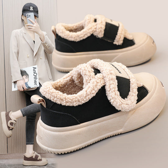 Damen Sportliche Sneaker mit flauschigem Innenfutter und rutschfester Sohle EB