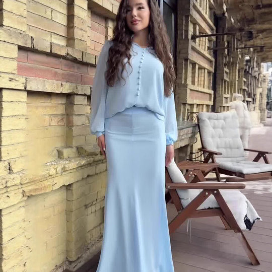 Damen Elegantes Maxi-Kleid mit transparenten Ärmeln und Hochgeschlossenem Design EB