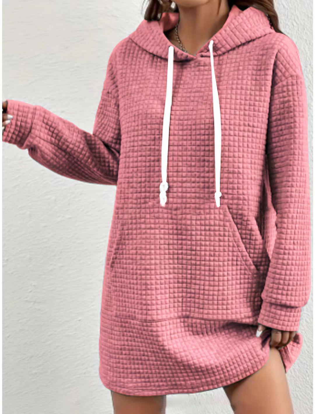 Damen Hoodie-Kleid mit praktischem Kängurutasche und modernem Strickdesign EB