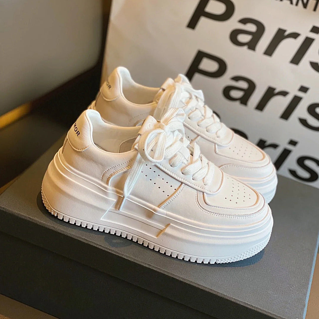 Damen Plateau Sneaker mit eleganter Profilsohle und dämpfender Innensohle EB