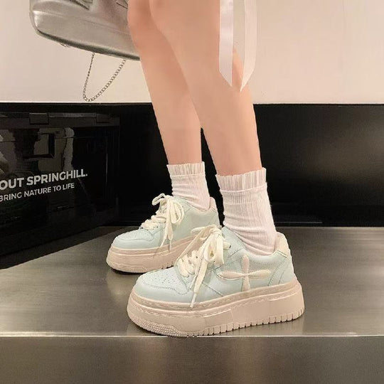Damen Chunky Sneakers mit gepolsterter Sohle und modischem Design EB