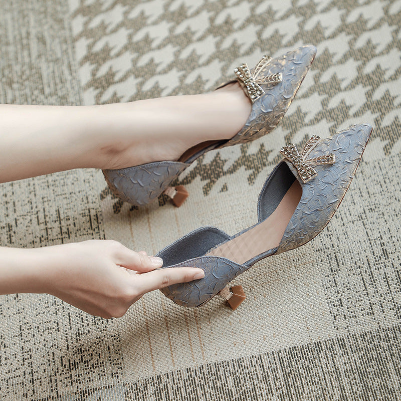 Damen elegante Pumps mit glitzernder Schleifenapplikation EB