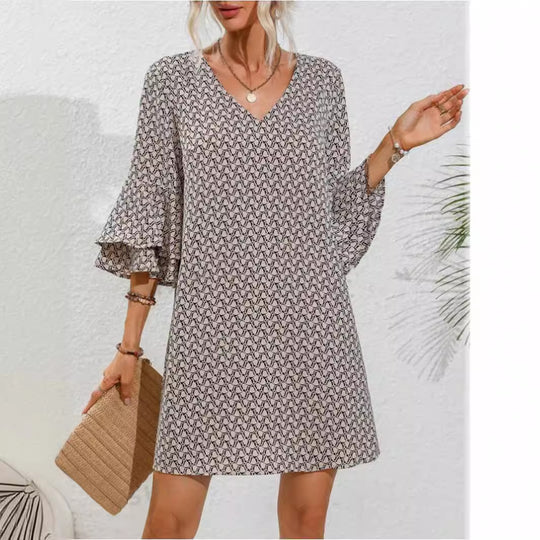 Damen Strandkleid mit voluminösen Ärmeln EB