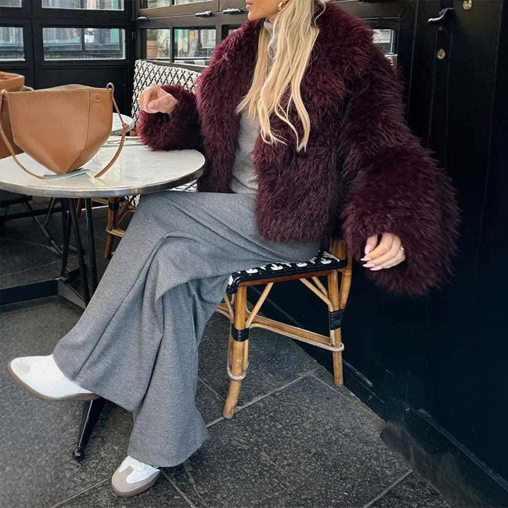 Damen Kunstpelzjacke im modischen Oversized-Schnitt EB