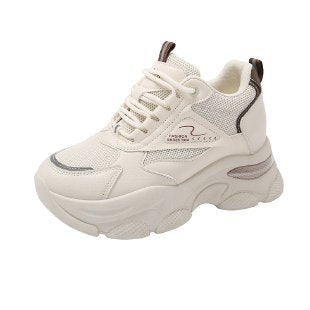 Damen Sneaker mit dicker Profilsohle und atmungsaktiver Mesh-Oberfläche EB