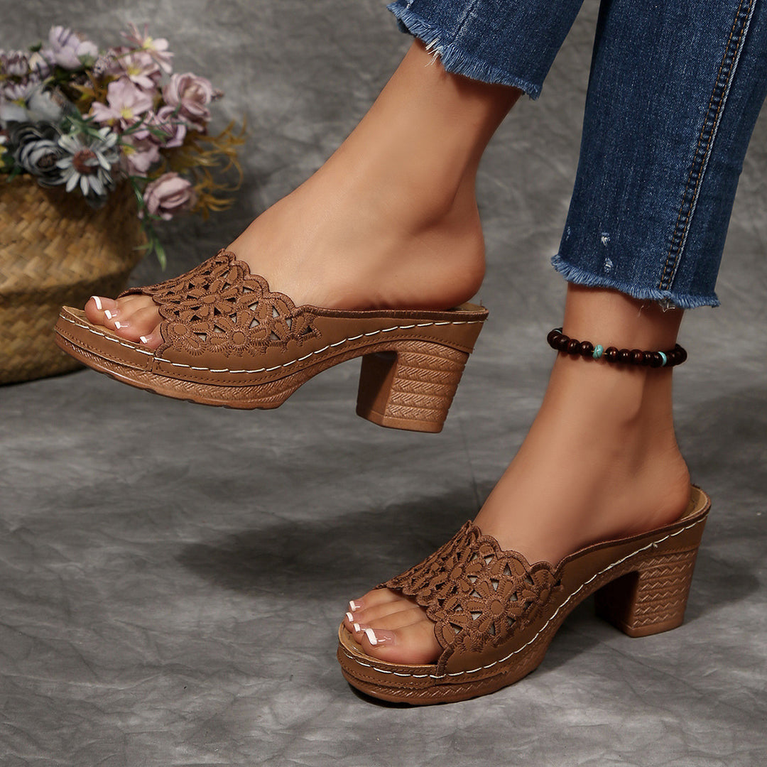 Damen elegante und komfortable Clogs mit modischem Lochdesign EB